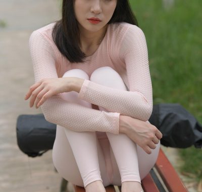 魔镜街拍粉色套装 | 一始摄影安静美女合集 | 854P+1V完整版